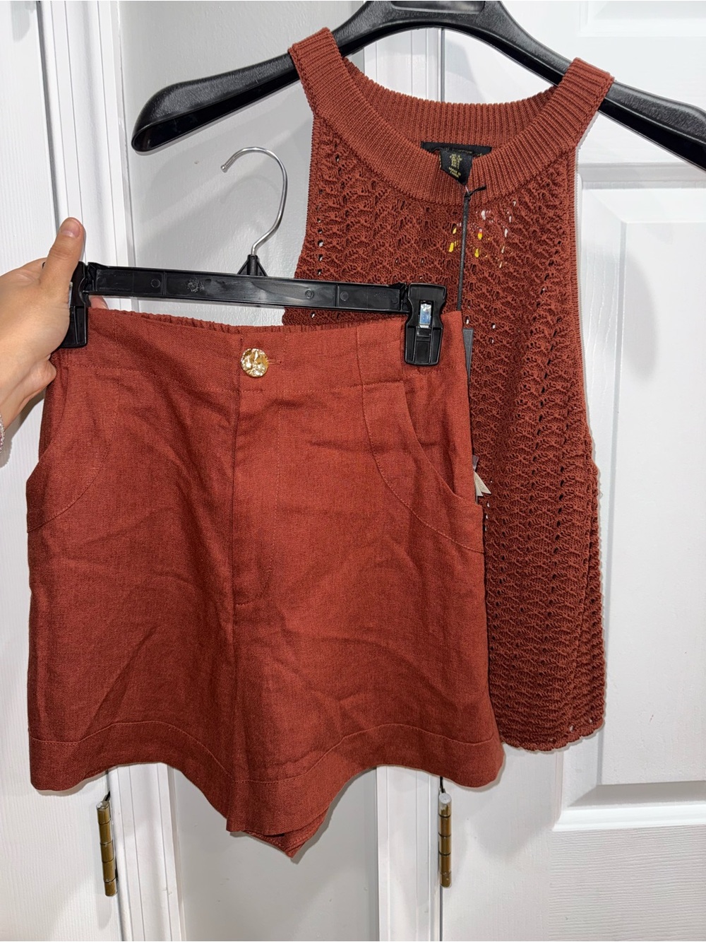 House of Harlow 1960 Rust High-Waist Knit Shorts Set